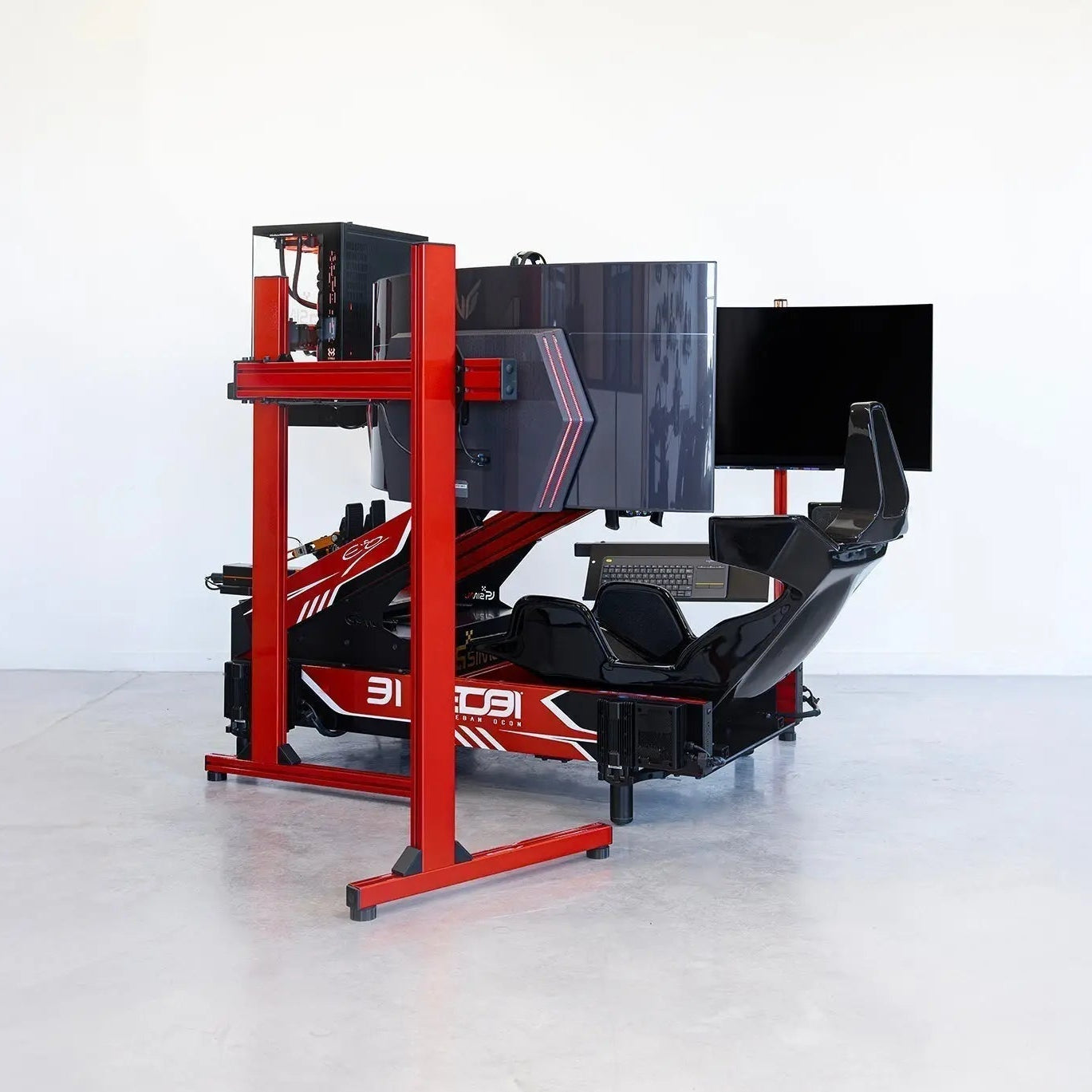 Esteban-Ocon-choisit-LPSIMU-pour-son-simulateur-d-entraînement LPSIMU