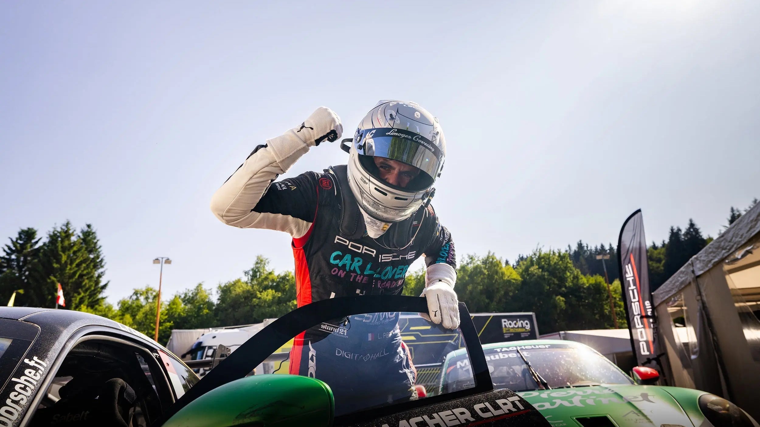 LPSIMU-sur-la-plus-haute-marche-à-Spa-Francorchamps LPSIMU