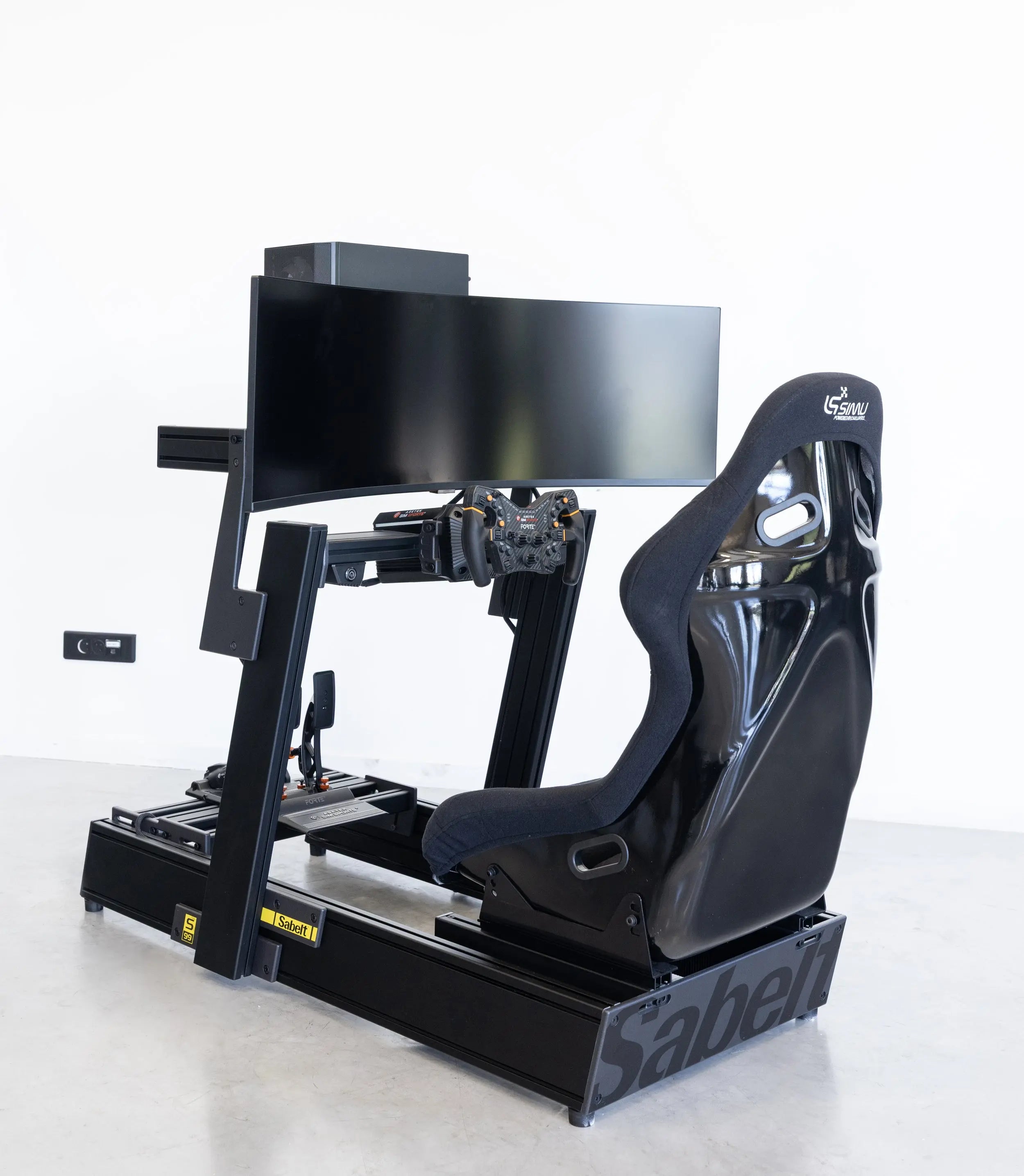 Simulateur de pilotage LP1 SABELT x ASETEK LPSIMU