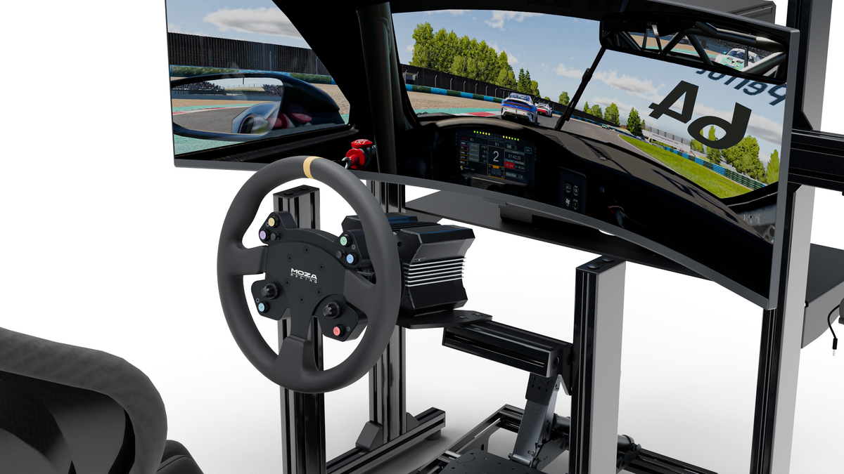 Volant Moza et écran incurvé du simulateur LPSIMU LP1, vue droite
