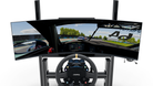 Écran incurvé et volant du simulateur LPSIMU LP1 en session à Magny-Cours